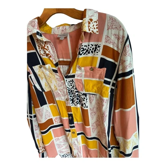 The Odells Lisse Button Down Shirt Size Large geometric Anthropologie Patchwork - Picture 7 of 11